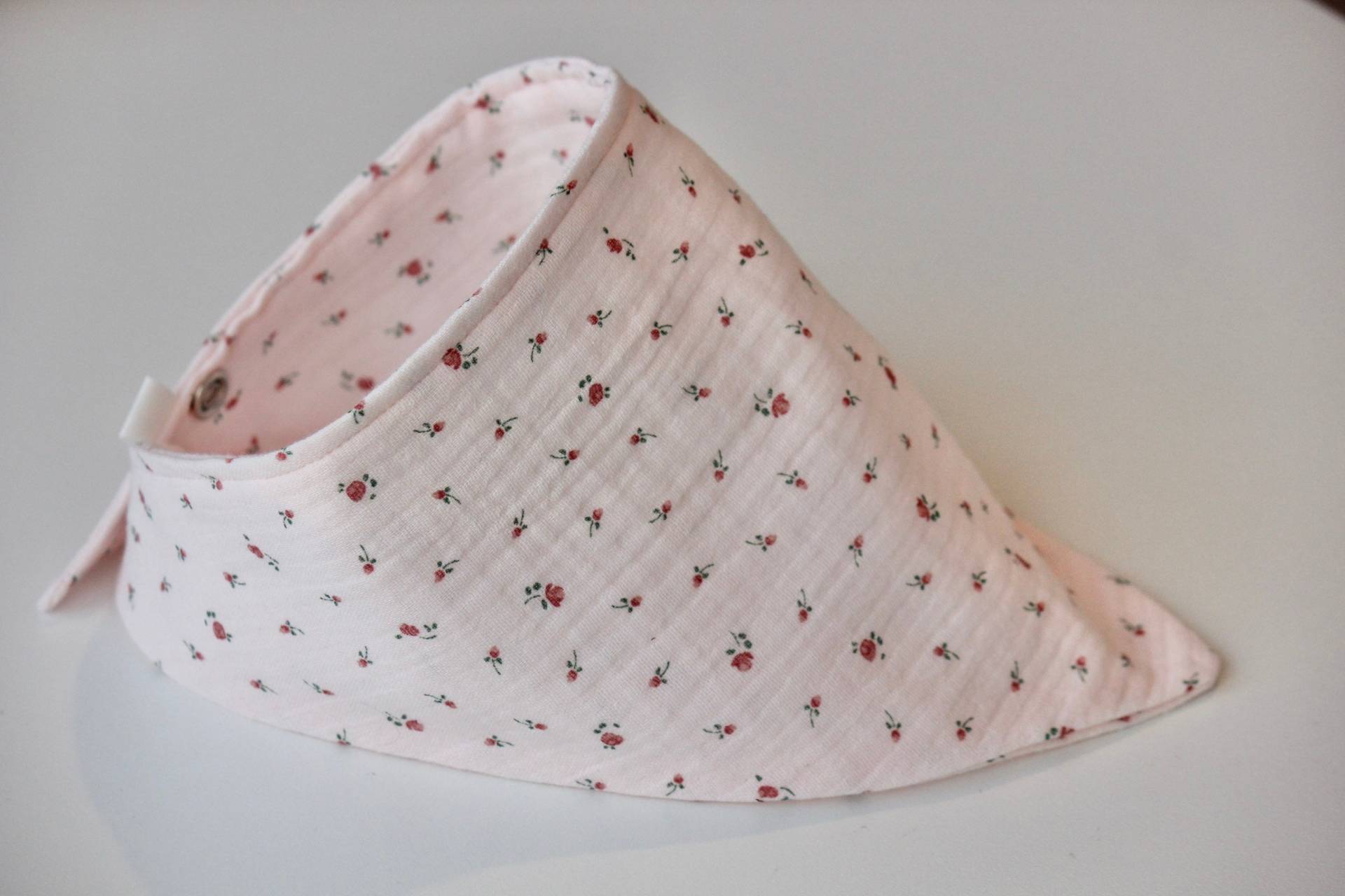Musselin Tuch Baby Drool Bib Tiny Roses Musselin Tuch Baby Drool Bib Tiny Roses von Etsy - tjbibs