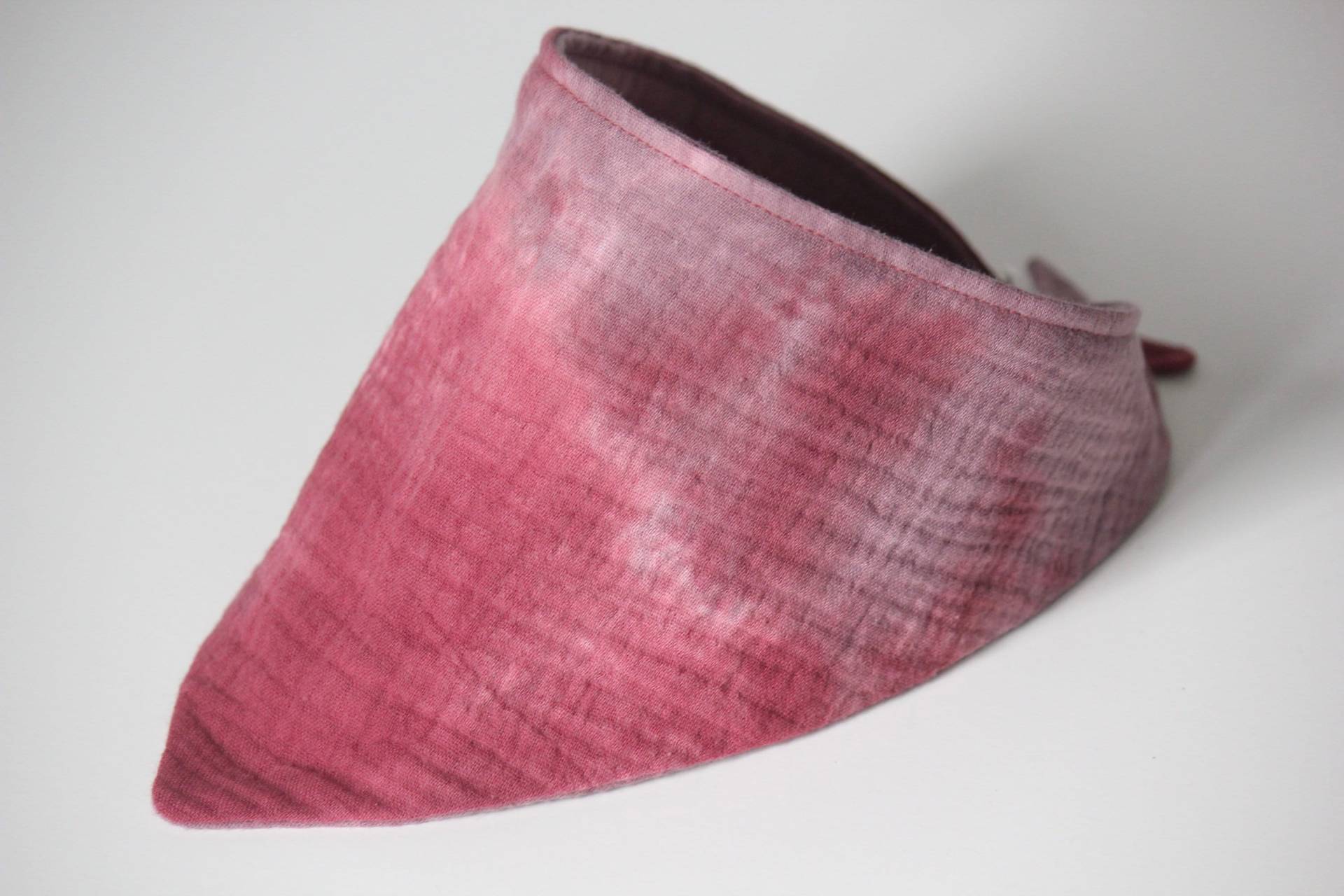 Musselin Tuch Baby Lätzchen Tie-Dye Beere Crush Batik Musselin Tuch Baby Lätzchen Tie-Dye Beere Crush Batik von Etsy - tjbibs