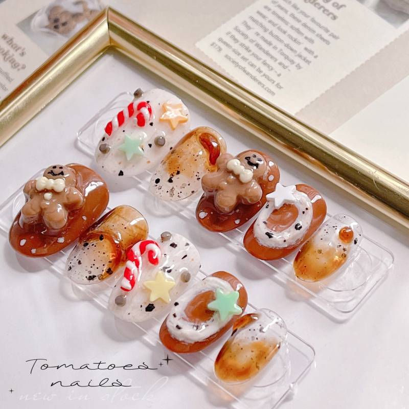 Lebkuchen Cookie Nägel, Süße Weihnachtsnägel, 3D Feiertagsnägel, Winternägel, Festliche Wiederverwendbare Nägel von Etsy - tomatoesnails