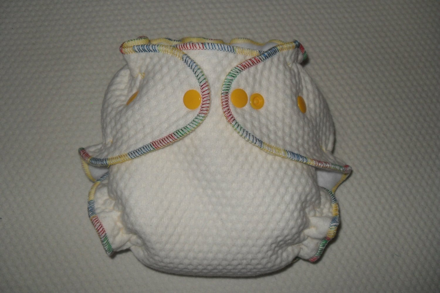 3D Zorb Wickelwindel Mit Buntem Faden Und Gelben Druckknöpfen von Etsy - twinkletoesdiapers