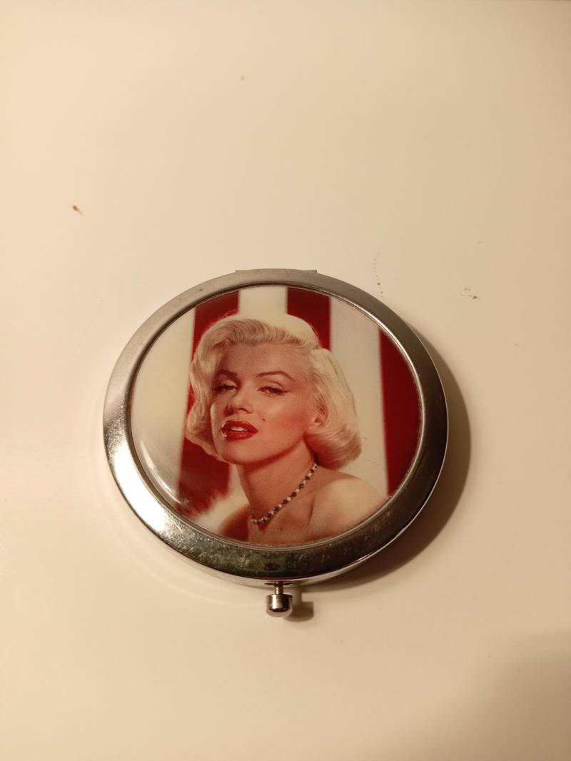 Marilyn Monroe & Mallorca 25 Jahre Alter Handspiegel von Etsy - vintagegalerie2025