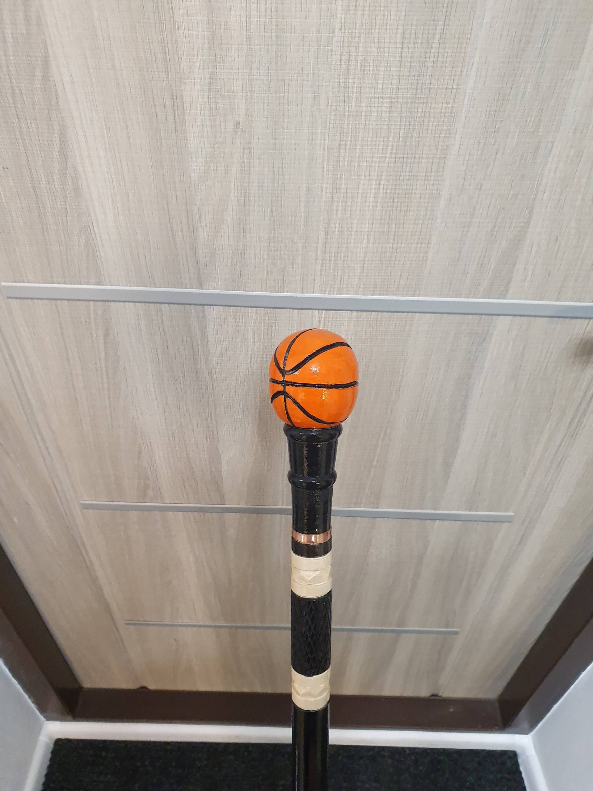 Basketball Gehstock, Handgemacht, Holz Geschnitzt Ball Gehstock von Etsy - wdcarver