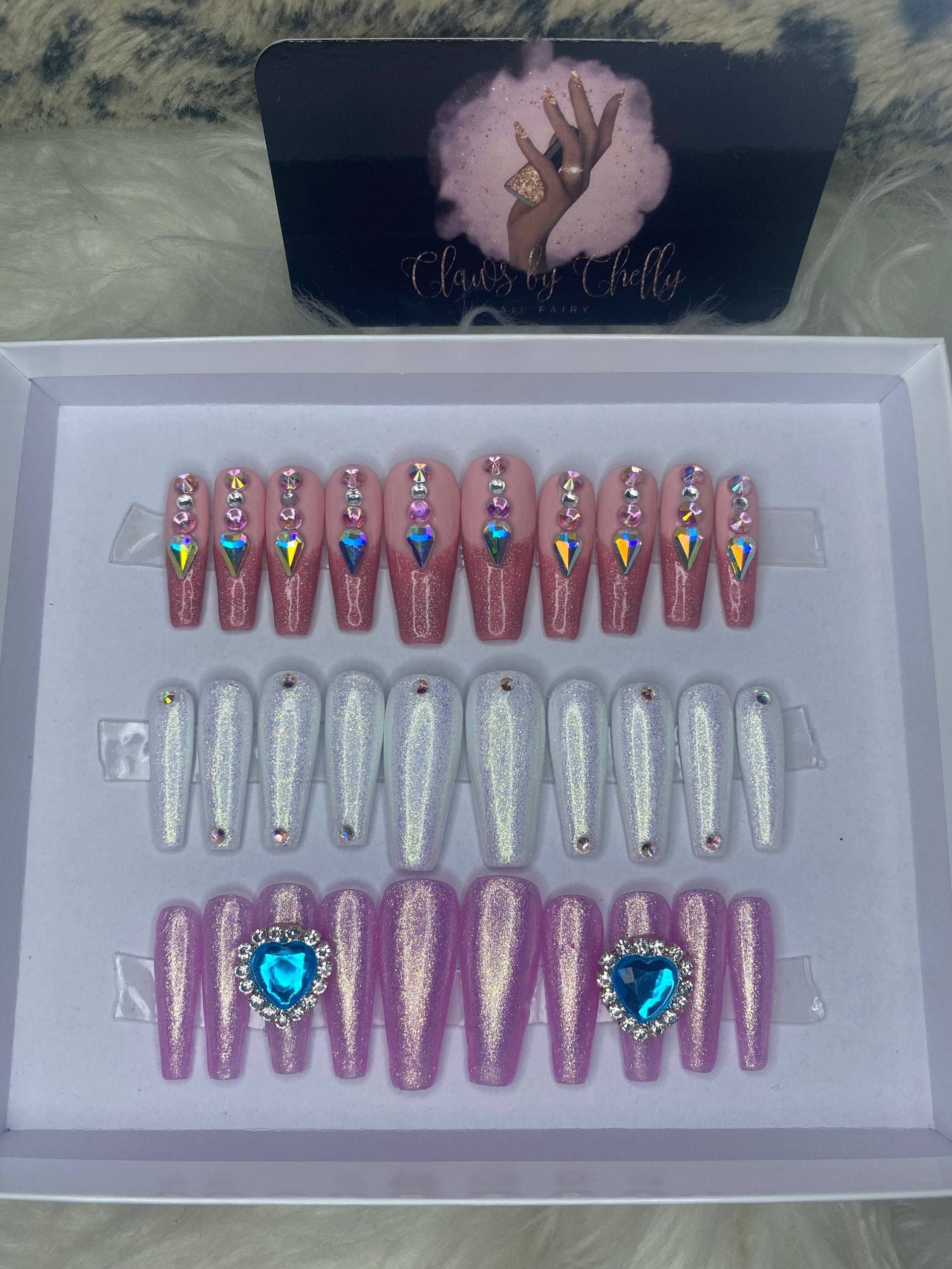 Princess Nails | Bling Nägel Schimmernde Sargnägel Sargpresse Aufnägel Pinke Weiße Princess Nails | Bling Nägel Schimmernde Sargnägel Sargpresse Aufnägel Pinke Weiße von Etsy - xClawsByChellyx