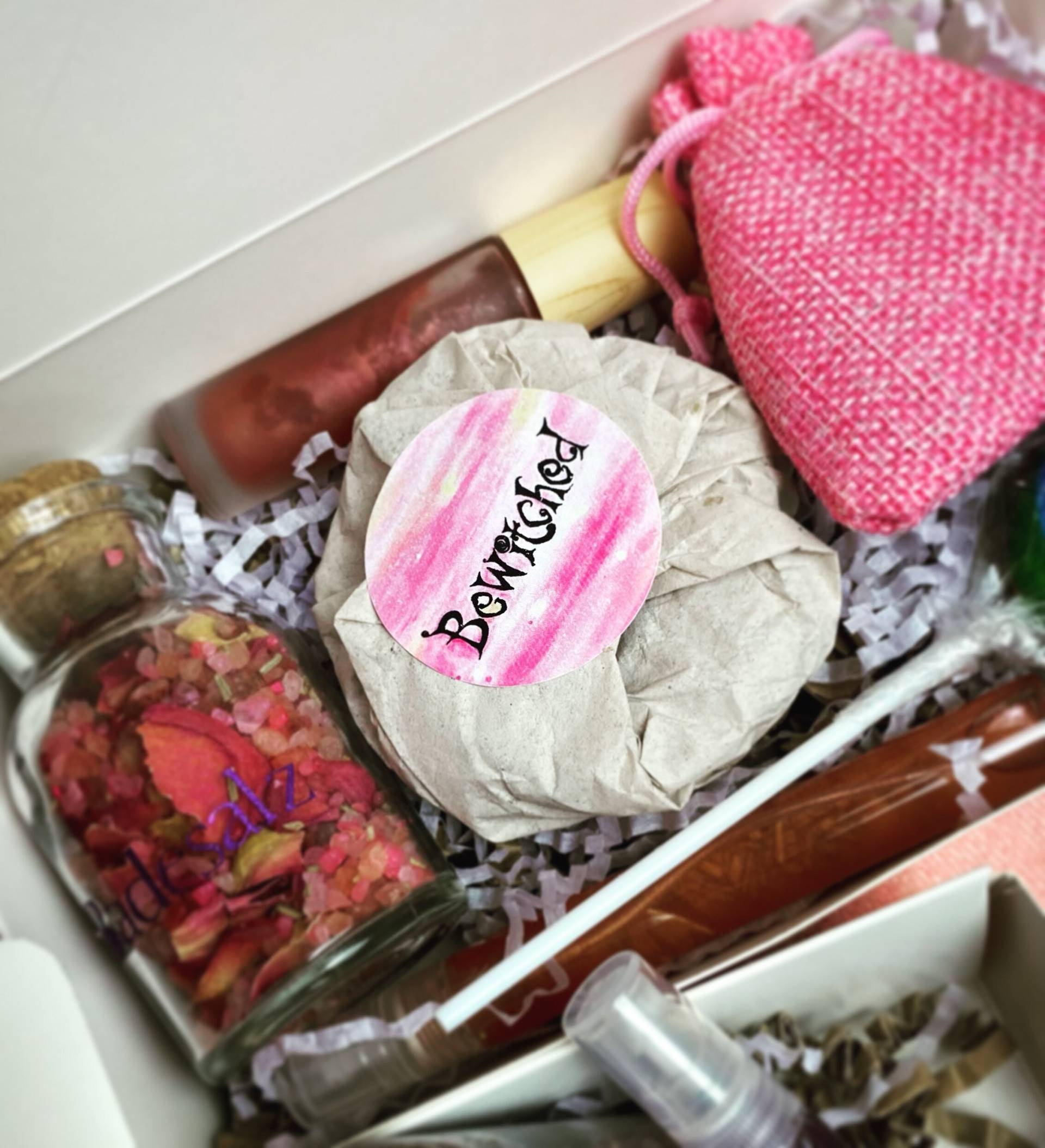 Überraschungsbox Überraschungsbox von Etsy - xbewitchedx