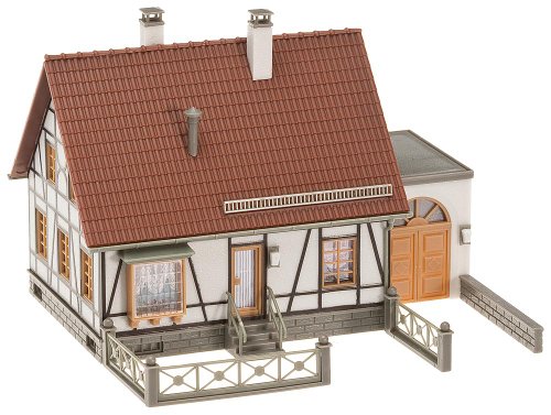 FALLER 130215 - Fachwerkhaus mit Garage, Grau, Braun FALLER 130215 - Fachwerkhaus mit Garage, Grau, Braun von FALLER