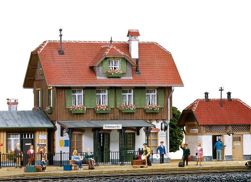 POLA 330901 - Bahnhof „Schönweiler“, Rot/Ausflug, Einfarbig (Getaway Solids) POLA 330901 - Bahnhof „Schönweiler“, Rot/Ausflug, Einfarbig (Getaway Solids) von FALLER
