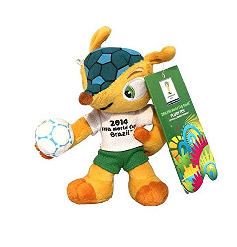 Fuleco 13 cm Plüsch Ball unter dem Arm mit Metallahänger - Das offizielle Maskottchen der FIFA Fussball-Weltmeisterschaft Brasilien 2014 von FIFA