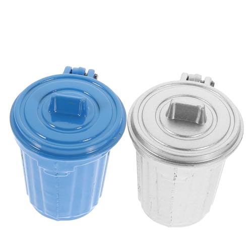 FIXOSHEE 2 Stück Miniatur Mülleimer aus Robustem Legierungsmaterial Vielseitiges Puppenhaus Zubehör Realistische Mini Mülltonnen für Miniatur Häuser Sandtisch Dekoration und DIY von FIXOSHEE