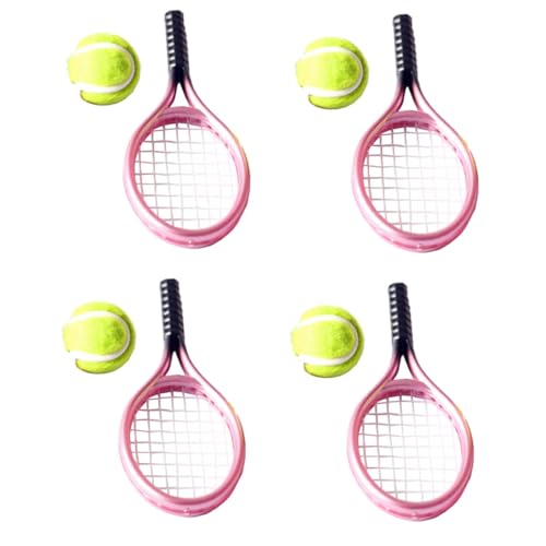 FIXOSHEE 4 Sätze Miniatur Tennisschläger und Bälle aus Kunststoff Detailgetreues Mini Zubehör für Puppenhäuser Dekoratives Tennisracket Modell für Kinderzimmer und Miniaturszenen FIXOSHEE 4 Sätze Miniatur Tennisschläger und Bälle aus Kunststoff Detailgetreues Mini Zubehör für Puppenhäuser Dekoratives Tennisracket Modell für Kinderzimmer und Miniaturszenen von FIXOSHEE