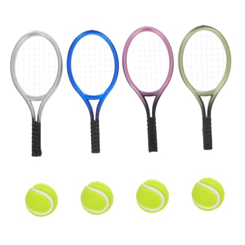 FIXOSHEE Miniatur Tennisracket Dekor mit Mini Tennisschlägern und Bällen Realistische Puppenhaus Accessoires Vielseitige Miniatur Ornamente für DIY und Tischdekoration von FIXOSHEE