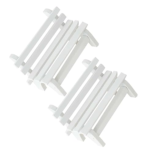 FOYTOKI 2 Stücke Mini Holzstuhl für Kinderzimmer Weiße Miniaturmöbel zur Dekoration für Puppenhäuser Kreative Spielrequisiten FOYTOKI 2 Stücke Mini Holzstuhl für Kinderzimmer Weiße Miniaturmöbel zur Dekoration für Puppenhäuser Kreative Spielrequisiten von FOYTOKI