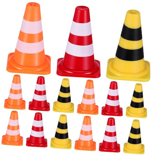 FRCOLOR 30 Teiliges Mini Verkehrskegel Kleine Bunte Pylonen für Realistische Straßenverkehrsschilder Sicheres Kunststoffspielzeug Kompakt und Tragbar für Verkehrserziehung von FRCOLOR