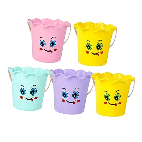 FRCOLOR 5 Stück Teiliges Strandspielzeug aus Robustem Kunststoff Kompakte Sand Eimer mit Vielseitiger Nutzung für Leicht zu Reinigen und Tragbar für Strand Sandkasten und Zufällige Farbe von FRCOLOR