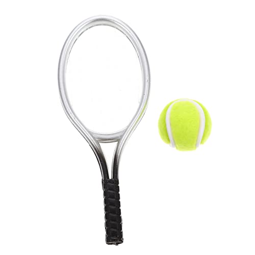 FRCOLOR Miniatur Tennisracket und Ball Silberfarbenes Miniatur Sportzubehör Detailreiches Puppenhaus Tennis Langlebige Mini Haus Szene Verschönerung Fotorequisit für Puppenhaus und von FRCOLOR