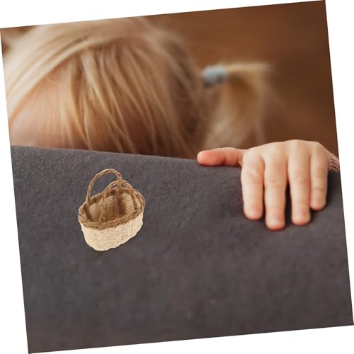 FRCOLOR Puppenhaus Miniatur Korb Handgewebt Realistisches Accessoire für Puppenhaus Deko Mini Aufbewahrungskorb für Mikroszene Fotorequisite Braun von FRCOLOR