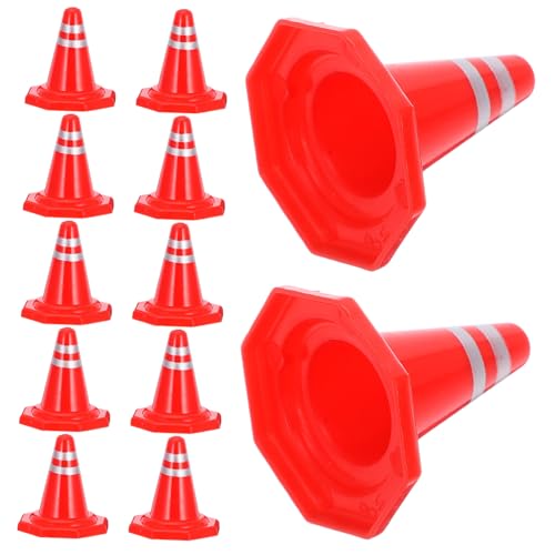 FUNNETOYU 12 Stück Teiliges Verkehrszeichen spielset aus Kunststoff Straßenkegel und DIY Straßensperren Realistische Verkehrszeichen für Sandtisch und Verkehrserziehung Geeignet für von FUNNETOYU