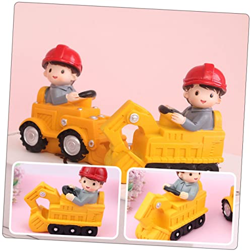 FUNNETOYU Resin Baustellenfahrzeug Tortendeko Bagger Figur für Jungen und Mädchen Kreative Hand Auge Koordination Spielerisch Fördern als Kuchenaufsatz und Partydekoration von FUNNETOYU