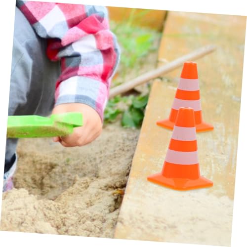 FUNOMOCYA 16 Stück Teiliges Mini Verkehrshütchen Realistische Verkehrsmodelle Lehrreiches für Bunte Sandtisch Dekoration Leicht Tragbar und Interaktiv für Verkehrssicherheit FUNOMOCYA 16 Stück Teiliges Mini Verkehrshütchen Realistische Verkehrsmodelle Lehrreiches für Bunte Sandtisch Dekoration Leicht Tragbar und Interaktiv für Verkehrssicherheit von FUNOMOCYA