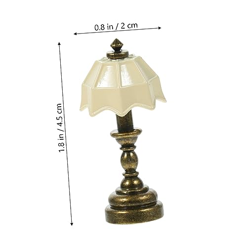 FUNOMOCYA 2 Stück Miniatur Puppenhaus Tischlampe Teilig Retro Design aus Sicherer mit Stabilem Stand Dekoratives Nachtlicht Modell für Puppenhaus Zubehör und Miniatur Dekoration FUNOMOCYA 2 Stück Miniatur Puppenhaus Tischlampe Teilig Retro Design aus Sicherer mit Stabilem Stand Dekoratives Nachtlicht Modell für Puppenhaus Zubehör und Miniatur Dekoration von FUNOMOCYA
