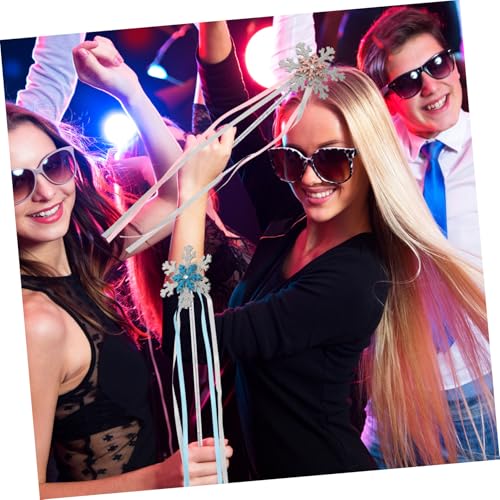 FUNOMOCYA 2 Stück Teiliges Schneeflocken zauberstab Mädchen Winterliches Feenstab Design mit Mesh Band Leicht und Handlich für Kostümpartys Cosplay und Weihnachtsfeiern FUNOMOCYA 2 Stück Teiliges Schneeflocken zauberstab Mädchen Winterliches Feenstab Design mit Mesh Band Leicht und Handlich für Kostümpartys Cosplay und Weihnachtsfeiern von FUNOMOCYA