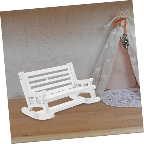 FUNOMOCYA 2 Stück Vintage Holz Schaukelstuhl Miniaturmöbel Dekoration für Puppenhaus Tischdeko Nostalgisches Design für Kreative Wohnraumgestaltung FUNOMOCYA 2 Stück Vintage Holz Schaukelstuhl Miniaturmöbel Dekoration für Puppenhaus Tischdeko Nostalgisches Design für Kreative Wohnraumgestaltung von FUNOMOCYA