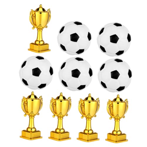 FUNOMOCYA 5 Sätze Mini Fußball Torten Deko Goldene Pokale Plastik Trophäen für Sportparty Kuchenaufsätze für Geburtstagsfeier Fußball Themenfest von FUNOMOCYA