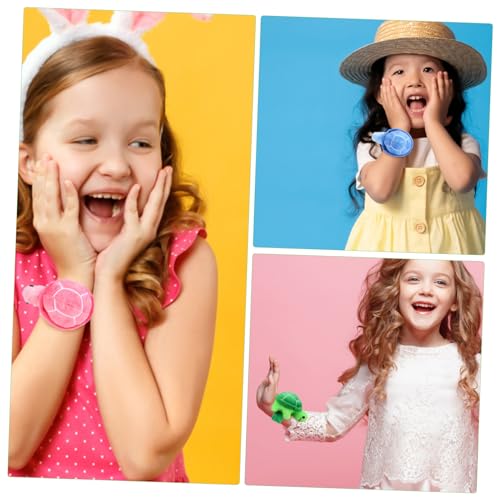 FUNOMOCYA 6 Stück Plüsch Snap Armbänder Schildkröte in Blau Grün Kuschelige Tier Slap Bracelets für Kindergeburtstag Deko und Spielspaß Weiche Stofftier Armbänder Bequem Tragbar FUNOMOCYA 6 Stück Plüsch Snap Armbänder Schildkröte in Blau Grün Kuschelige Tier Slap Bracelets für Kindergeburtstag Deko und Spielspaß Weiche Stofftier Armbänder Bequem Tragbar von FUNOMOCYA