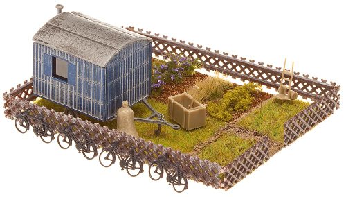 Faller FA180490 - Schrebergarten mit Bauwagen, 13.9 x 3.7 x 22.4 cm, Blau Faller FA180490 - Schrebergarten mit Bauwagen, 13.9 x 3.7 x 22.4 cm, Blau von FALLER