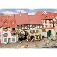 Faller 130499 H0 Stadthaus mit Tor Faller 130499 H0 Stadthaus mit Tor von Faller