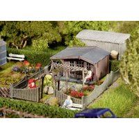 Faller - H0 - Schrebergarten mit Gartenlaube Faller - H0 - Schrebergarten mit Gartenlaube von Faller
