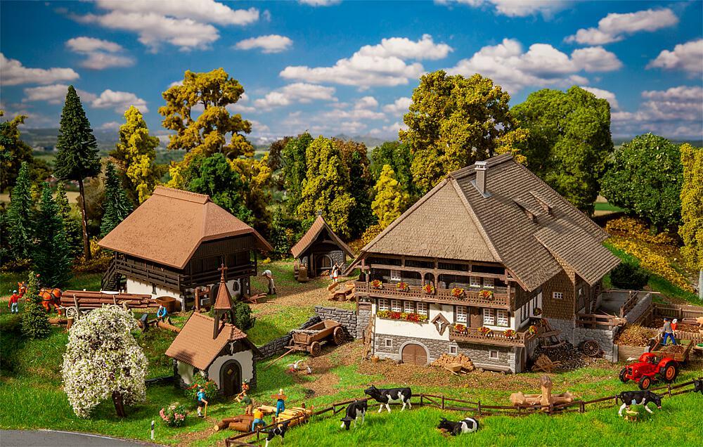 Schwarzwald-Set Vogtsbauernhof Schwarzwald-Set Vogtsbauernhof von Faller