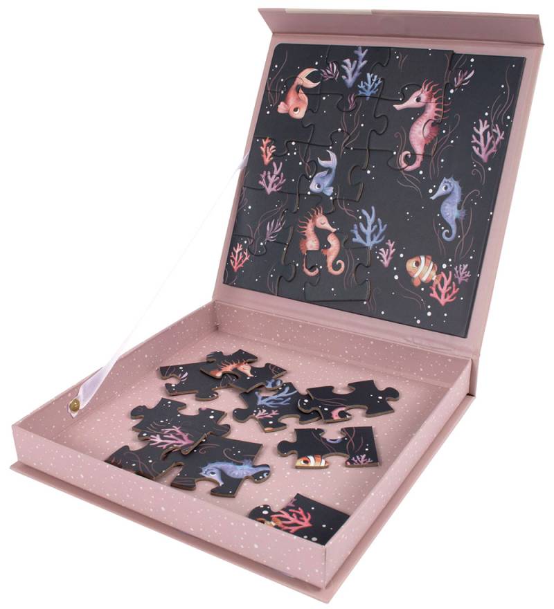 Filibabba Magnetisch Puzzlespiel - 20 Teile - Seepferdchen - Filibabba - One Size - Puzzlespiele Filibabba Magnetisch Puzzlespiel - 20 Teile - Seepferdchen - Filibabba - One Size - Puzzlespiele von Filibabba