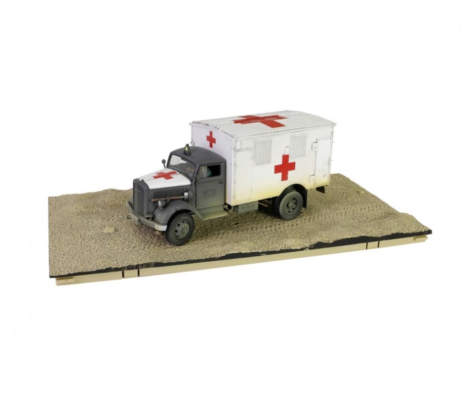 Opel Blitz 6700 A-Typ Kfz.305 weiß Opel Blitz 6700 A-Typ Kfz.305 weiß von Forces of Valor