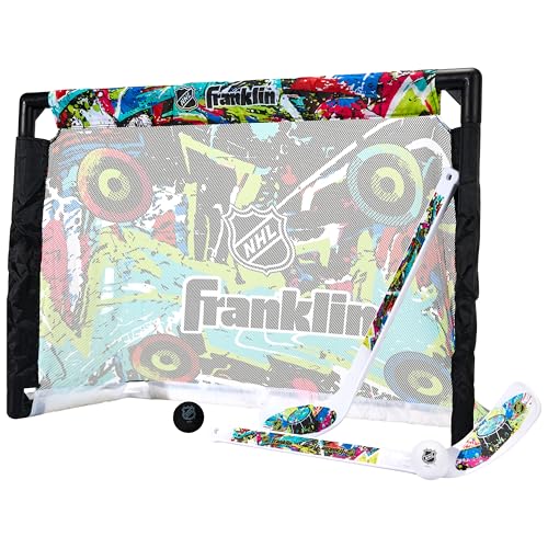 Franklin Sports NHL Kids Mini Hockey Set - Enthält (1) Kniehockeytor, (2) Mini-Stöcke + (2) Schaumstoffbälle - Indoor-Spielzeug Jugendtor + Schläger-Set - Graffiti von Franklin Sports