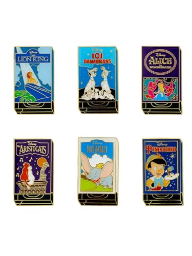 Loungefly - Disney Classic VHS Covers - Enamel Pin - 1 of 12 to Collect - Styles Vary - 101 Dalmatians - Blind Box - Emaille-Nadeln - Niedliche Brosche Zum Sammeln - Für Rucksäcke & Taschen Loungefly - Disney Classic VHS Covers - Enamel Pin - 1 of 12 to Collect - Styles Vary - 101 Dalmatians - Blind Box - Emaille-Nadeln - Niedliche Brosche Zum Sammeln - Für Rucksäcke & Taschen von Funko