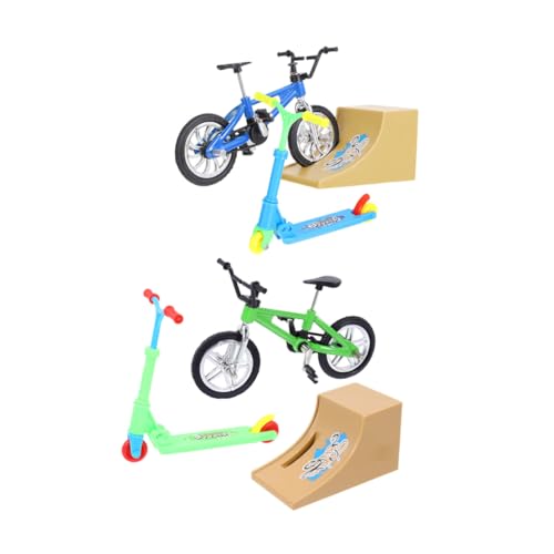 GALPADA 2 Sätze Mini Finger Scooter Kit mit Rampen Realistisches Finger Skateboard für Jungen Sammelobjekt und Dekoration Farbenfrohes Tischspielzeug Fingerspielzeug von GALPADA