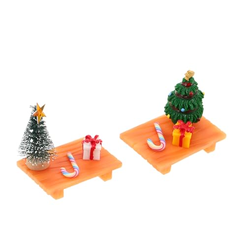 GALPADA 2 Sätze Miniatur Weihnachtsdeko Resin Geschenkbox Zuckerstange Weihnachtsbaum Modell mit Bank Stuhl Figuren für DIY Puppenhaus Feiertags-Szene von GALPADA