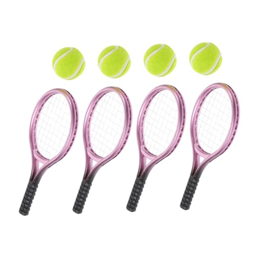 GALPADA 4 Sätze Mini Tennis Racket Set für Puppenhaus Teiliges Miniatur Tennis Set mit Ball Realistische Sportzubehör für Fördert Motorische Fähigkeiten und Kreative Spielsz Szenen GALPADA 4 Sätze Mini Tennis Racket Set für Puppenhaus Teiliges Miniatur Tennis Set mit Ball Realistische Sportzubehör für Fördert Motorische Fähigkeiten und Kreative Spielsz Szenen von GALPADA