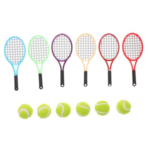 GALPADA 6 Sätze Puppenhaus Zubehör Teiligem Miniatur Tennisball Sport Dekoration für Kinderzimmer und Fotorequisiten Detailgetreu und Vielseitig Einsetzbar von GALPADA