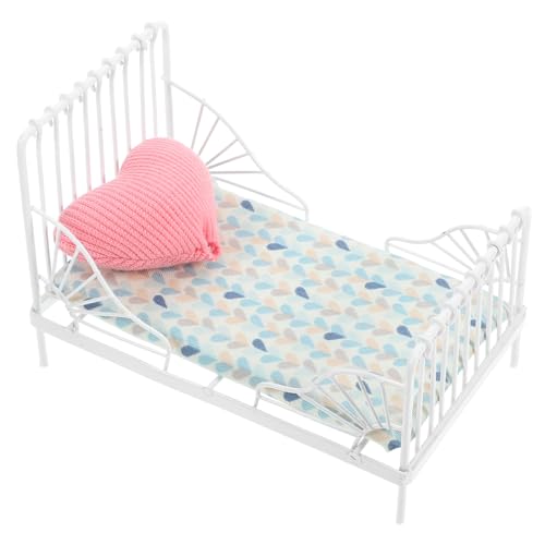 GARIOUANS Miniatur Puppenhaus Bett aus Langlebiges Puppenbett Möbel Zubehör Elegantes Design für Puppenstube Schlafzimmer Detailreiches Miniaturmöbel für Realistische Dekoration GARIOUANS Miniatur Puppenhaus Bett aus Langlebiges Puppenbett Möbel Zubehör Elegantes Design für Puppenstube Schlafzimmer Detailreiches Miniaturmöbel für Realistische Dekoration von GARIOUANS