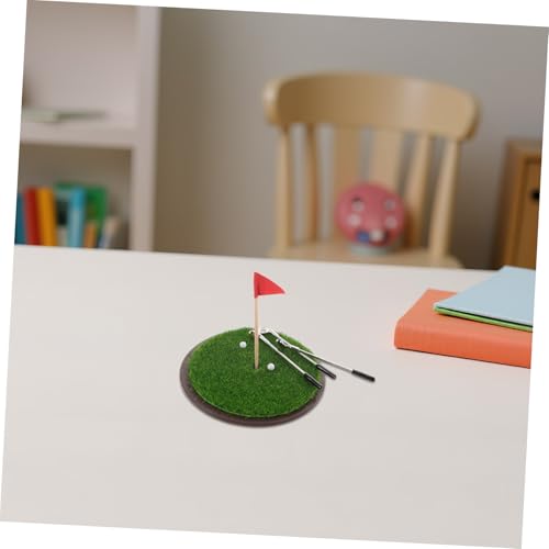 GARVALON Teilig Puppenhaus Zubehör Golfplatz Modell Gras Spielfiguren Dekoration Leicht zu Arrangieren für Tisch und Szenenbau von GARVALON