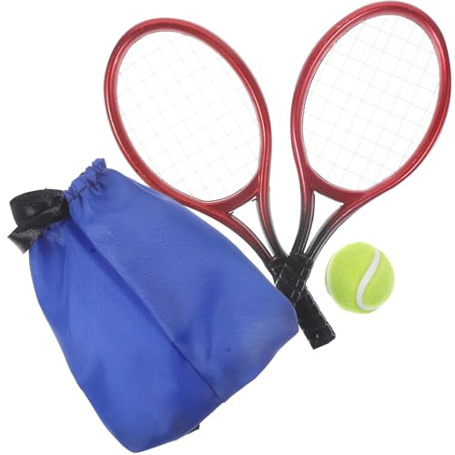 GETAJGHSD 1 Satz Mini Tennis Racket Set für Puppenhäuser Teiliges Set aus Dekoratives Zubehör für Miniaturlandschaften für Miniatur Enthusiasten von GETAJGHSD