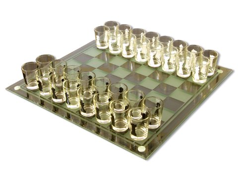 Dimono Echtglas Schach Trinkspiel Partyspiel Schachsaufen von GOODS+GADGETS