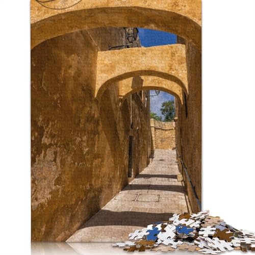 Gozo Citadel Narrow Street Puzzle für Erwachsene, 1000 Teile, DIY-Spiel, Erwachsenen-Puzzles für Frauen, für Erwachsene Kinder, 1000 Stück (75 x 50 cm) von GQmoney