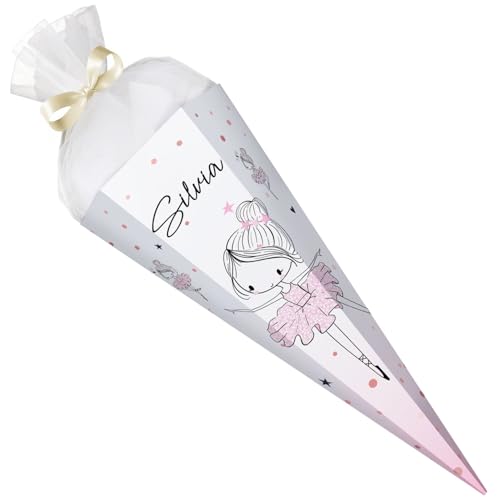 GRAVURZEILE - Bedruckte Schultüte - Ballerina - Personalisiert mit Namen - Geschenk zur Einschulung - Sechseckige Zuckertüte für Jungen & Mädchen - 61 cm mit Tüll-Verschluss - Farbe: Ballerina GRAVURZEILE - Bedruckte Schultüte - Ballerina - Personalisiert mit Namen - Geschenk zur Einschulung - Sechseckige Zuckertüte für Jungen & Mädchen - 61 cm mit Tüll-Verschluss - Farbe: Ballerina von GRAVURZEILE