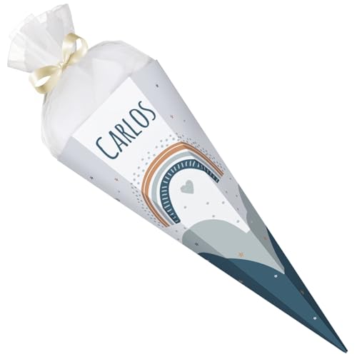 GRAVURZEILE - Bedruckte Schultüte - Regenbogen - Personalisiert mit Namen - Geschenk zur Einschulung - Sechseckige Zuckertüte für Jungen & Mädchen - 61 cm mit Tüll-Verschluss - Farbe: Blau GRAVURZEILE - Bedruckte Schultüte - Regenbogen - Personalisiert mit Namen - Geschenk zur Einschulung - Sechseckige Zuckertüte für Jungen & Mädchen - 61 cm mit Tüll-Verschluss - Farbe: Blau von GRAVURZEILE