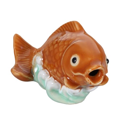 GRIRIW Keramik Koi Fisch Statue mit Wassersprühfunktion Gartendekoration für Teich und Innenhof Wetterfeste Outdoor Brunnen Düse Dekorative Goldfarbene Fischfigur für Garten und Zuhause von GRIRIW