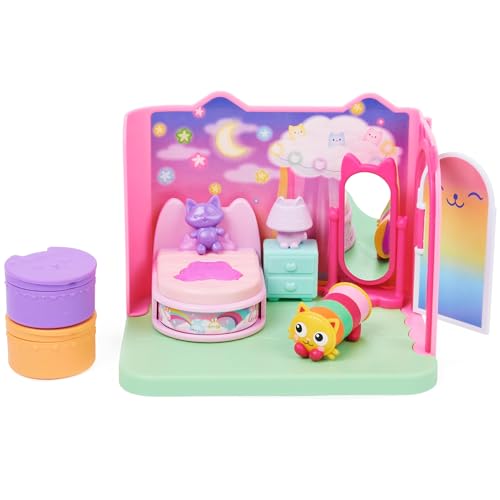 Gabby‘s Dollhouse Deluxe Raum, Sweet Dreams & Gabby‘s Dollhouse Deluxe-Raum Gabby‘s Dollhouse Deluxe Raum, Sweet Dreams & Gabby‘s Dollhouse Deluxe-Raum von Gabby's Dollhouse