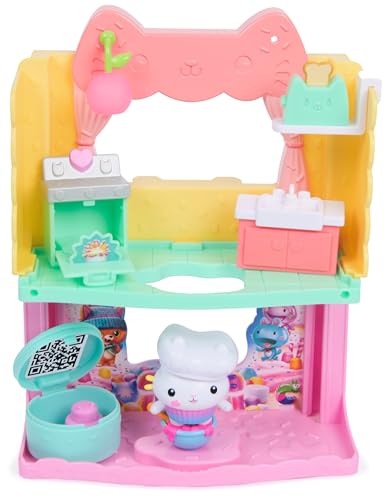 Gabby’s Dollhouse: Der Film – Portal Raum Kuchis zuckersüße Sprinkleküche mit Spielfigur & Zubehör, für Kinder ab 3 Jahren Gabby’s Dollhouse: Der Film – Portal Raum Kuchis zuckersüße Sprinkleküche mit Spielfigur & Zubehör, für Kinder ab 3 Jahren von Gabby's Dollhouse