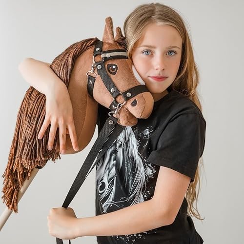 Galloping Kids Steckenpferd ab 8 Jahren – Hobby Horse Silent Wind A3 braun mit glänzender Mähne, großer Kopf (35 cm), Buchenholzstab, Minky-Material, handgefertigt, OekoTex & CE-Zertifiziert von Galloping Kids